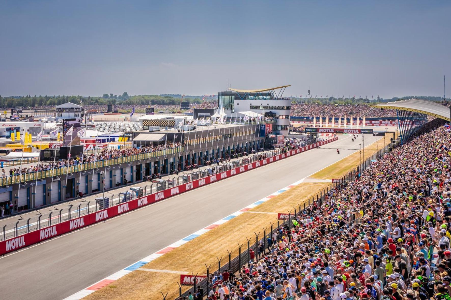 100 Jaar Tt Circuit Assen 2025 Glamping Incl Stroom Exterior foto